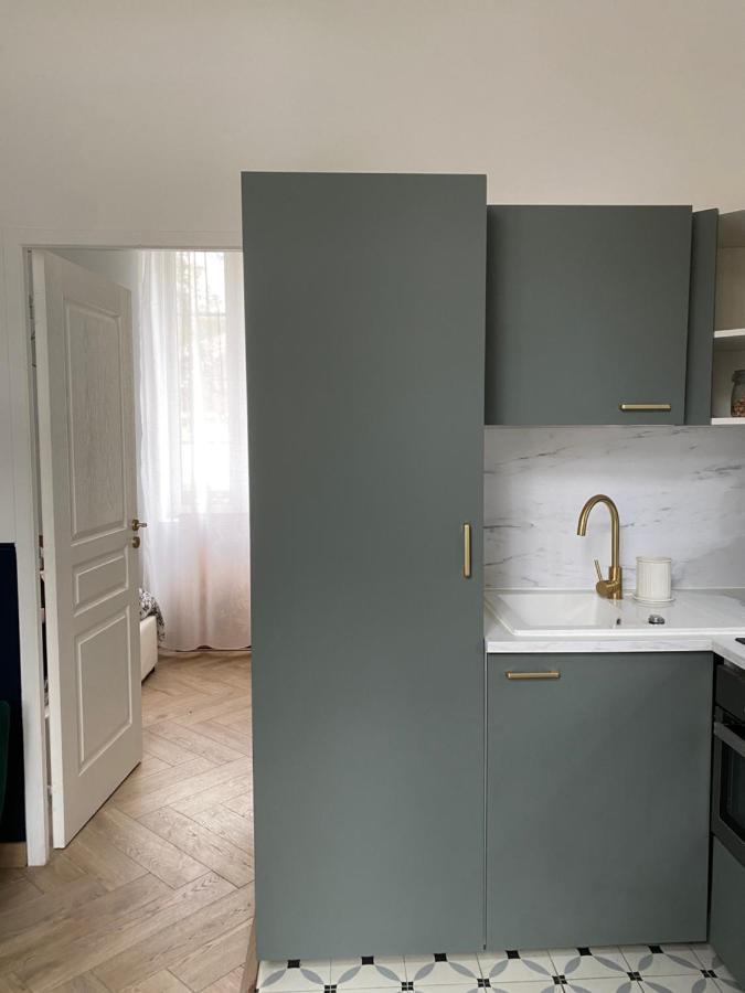 La Dandy - Beau T2 -terrasse, Parking Gratuit, Climatisation Appartement